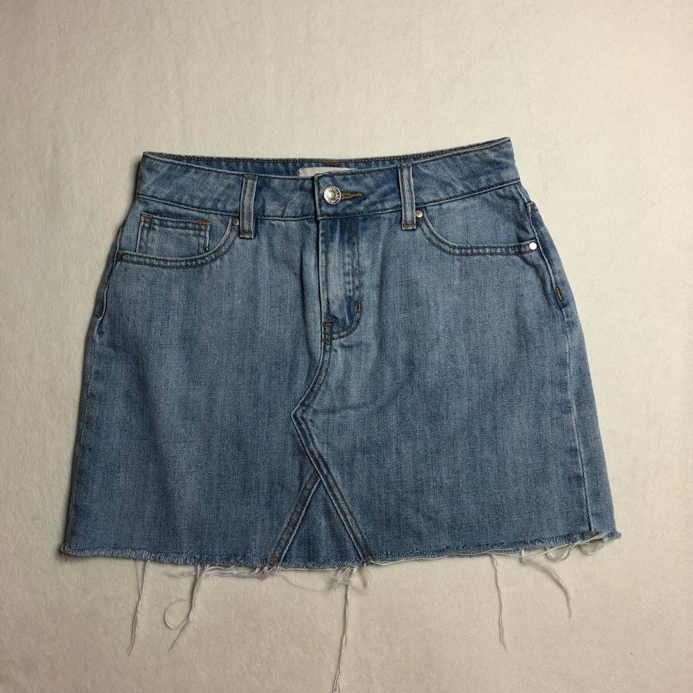 Pacsun light denim mini skirt, size 25